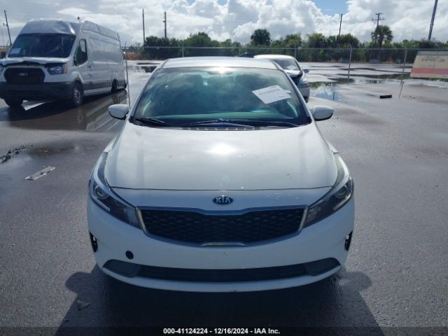 Photo 5 VIN: 3KPFL4A79HE108608 - KIA FORTE 