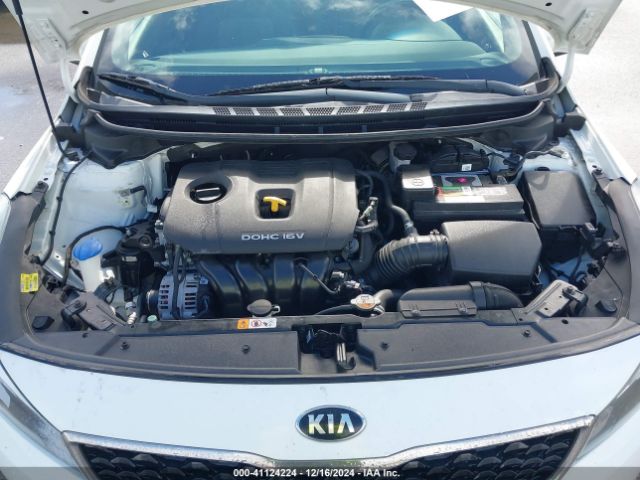 Photo 9 VIN: 3KPFL4A79HE108608 - KIA FORTE 