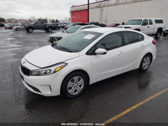 Photo 1 VIN: 3KPFL4A79HE116112 - KIA FORTE 