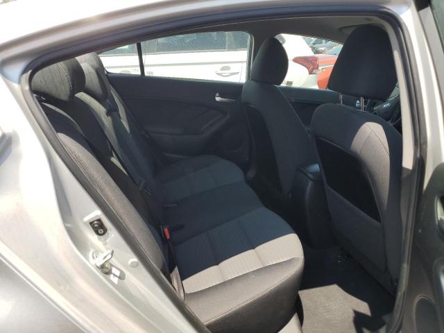 Photo 9 VIN: 3KPFL4A79HE117020 - KIA FORTE LX 