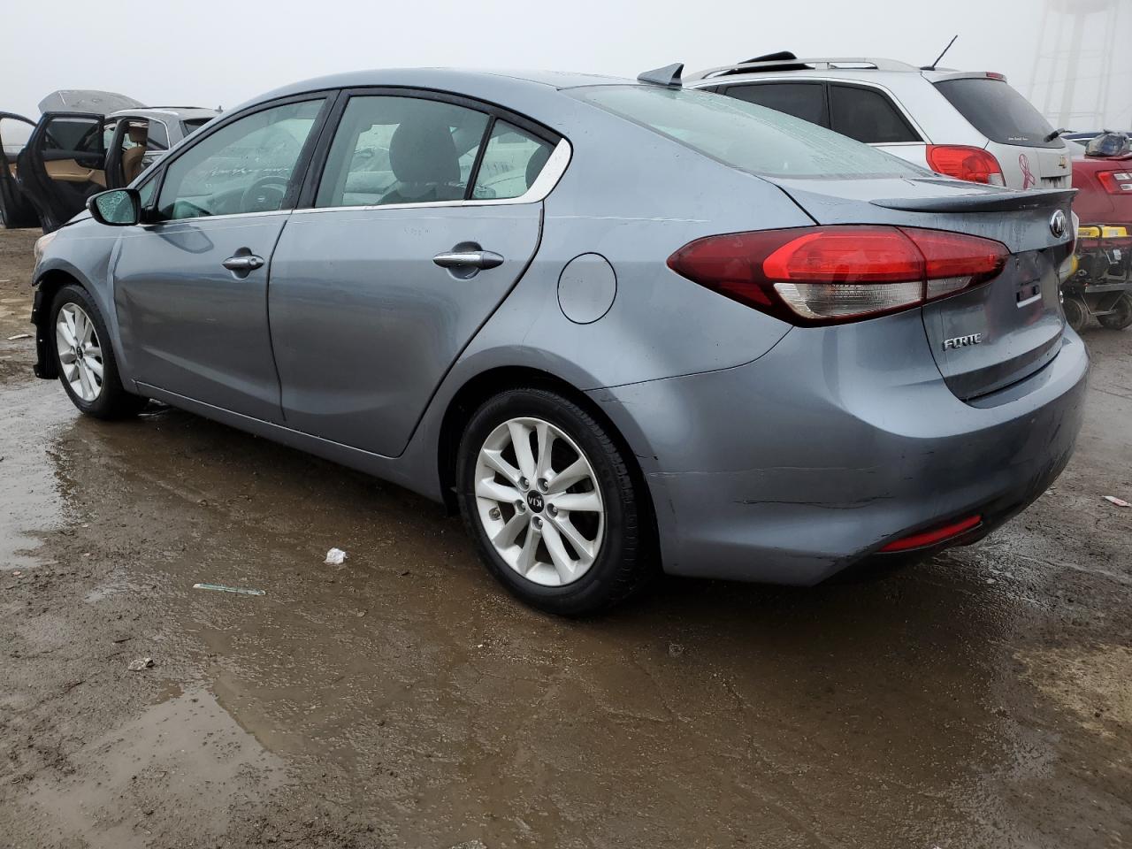 Photo 1 VIN: 3KPFL4A79HE140992 - KIA FORTE 