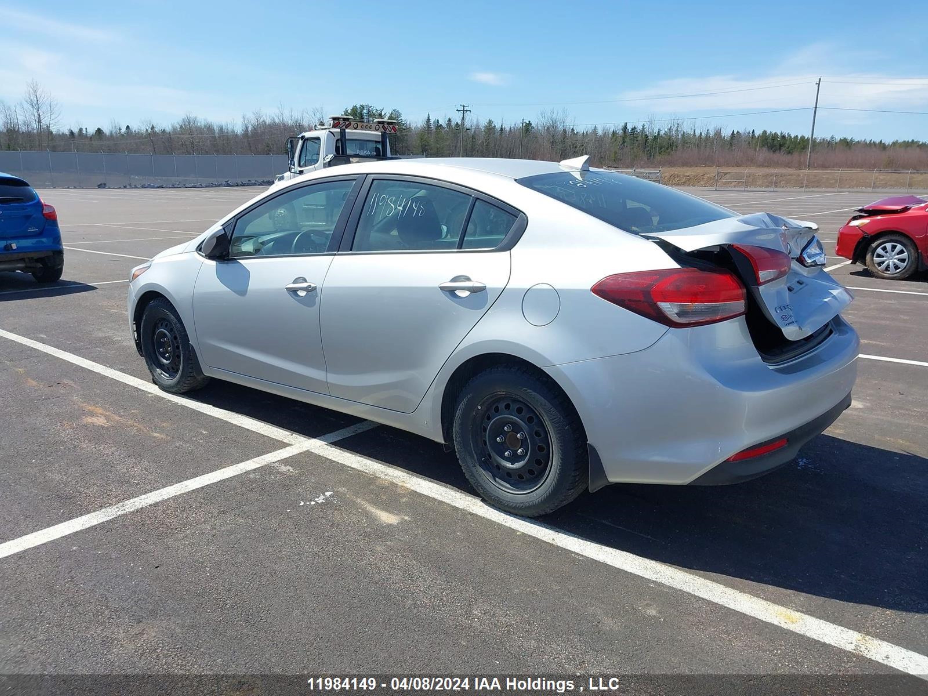 Photo 2 VIN: 3KPFL4A79HE148008 - KIA FORTE 