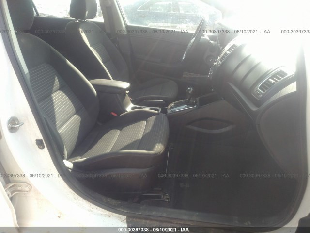 Photo 4 VIN: 3KPFL4A79HE149496 - KIA FORTE 