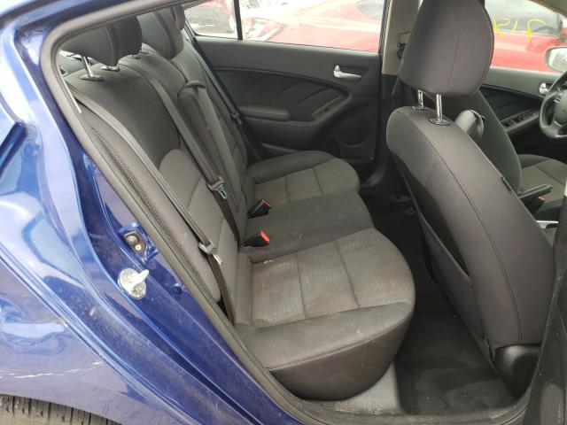 Photo 5 VIN: 3KPFL4A79HE158893 - KIA FORTE LX 