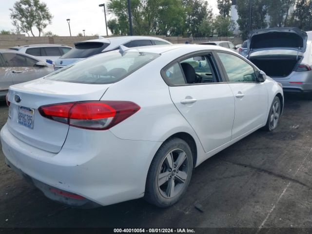 Photo 3 VIN: 3KPFL4A79JE166336 - KIA FORTE 