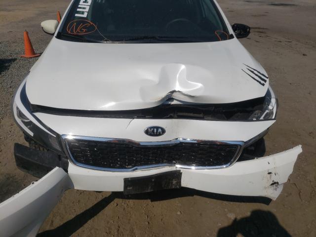 Photo 6 VIN: 3KPFL4A79JE172251 - KIA FORTE LX 