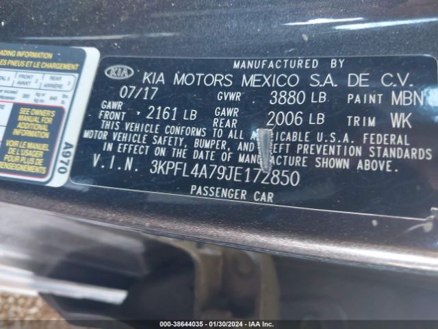 Photo 8 VIN: 3KPFL4A79JE172850 - KIA FORTE 