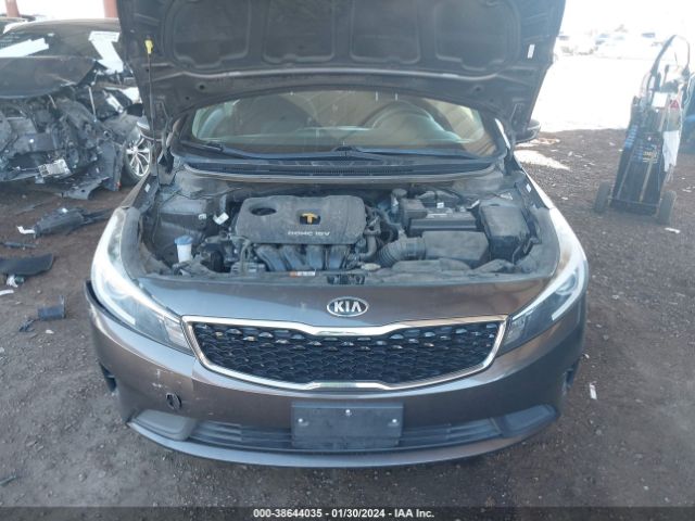 Photo 9 VIN: 3KPFL4A79JE172850 - KIA FORTE 