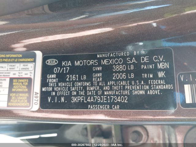 Photo 8 VIN: 3KPFL4A79JE173402 - KIA FORTE 