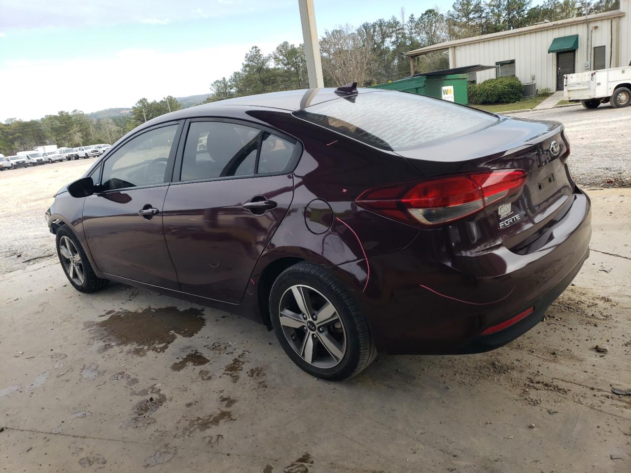 Photo 1 VIN: 3KPFL4A79JE215440 - KIA FORTE 