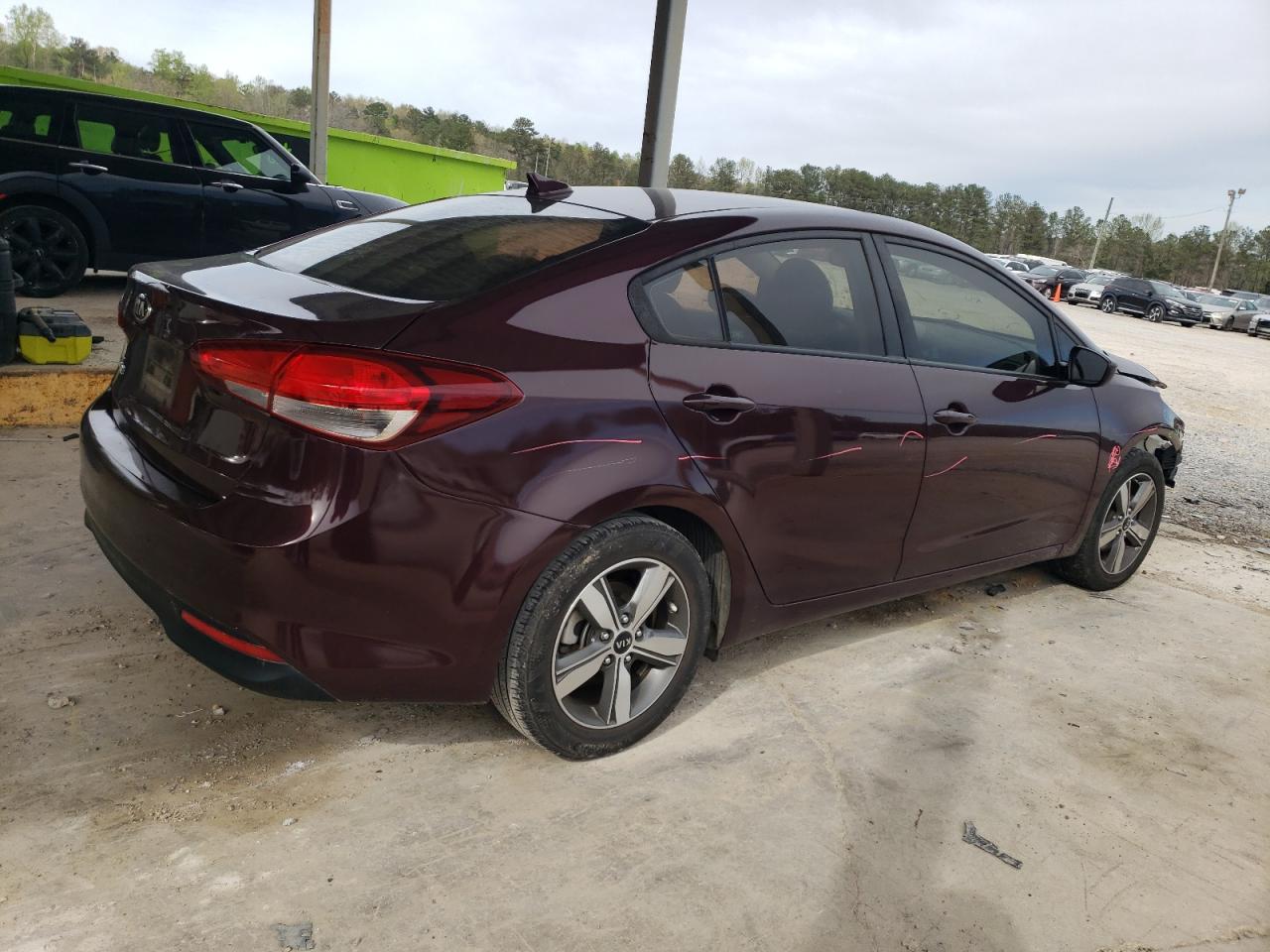 Photo 2 VIN: 3KPFL4A79JE215440 - KIA FORTE 