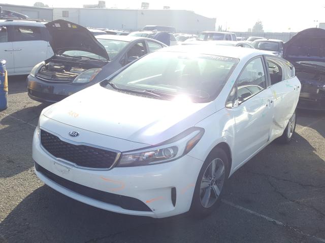 Photo 1 VIN: 3KPFL4A79JE222257 - KIA FORTE LX 