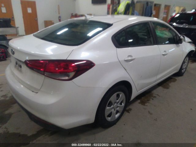 Photo 3 VIN: 3KPFL4A79JE230634 - KIA FORTE 