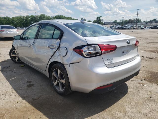 Photo 2 VIN: 3KPFL4A79JE246140 - KIA FORTE LX 