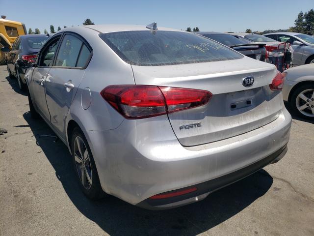 Photo 2 VIN: 3KPFL4A79JE247871 - KIA FORTE LX 