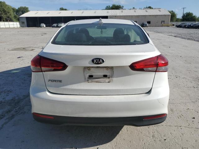 Photo 5 VIN: 3KPFL4A79JE261060 - KIA FORTE LX 