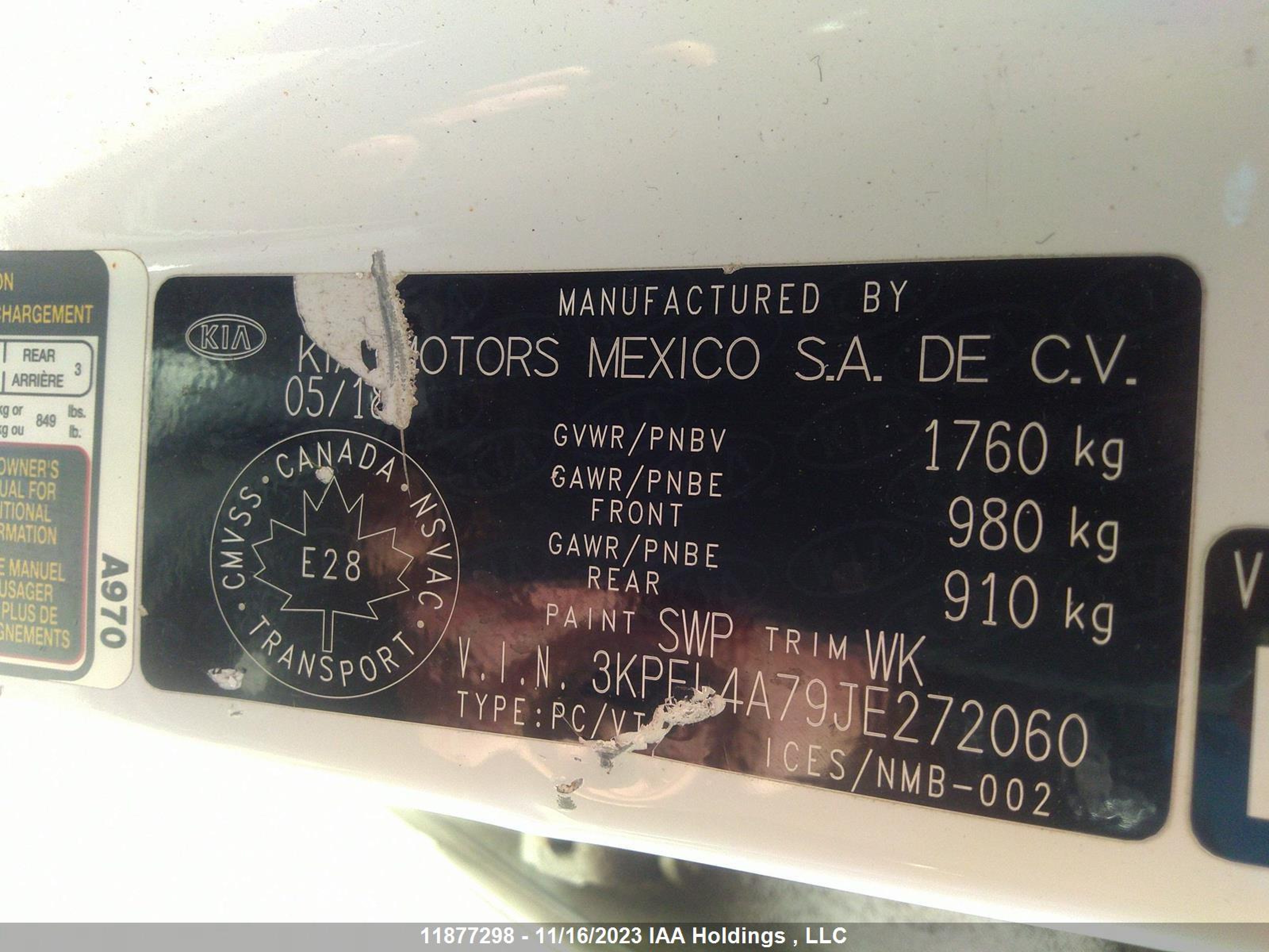 Photo 8 VIN: 3KPFL4A79JE272060 - KIA FORTE 