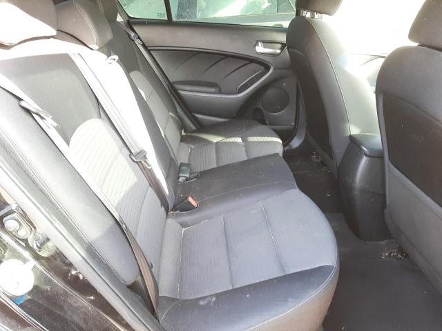 Photo 5 VIN: 3KPFL4A7XHE011658 - KIA FORTE LX 