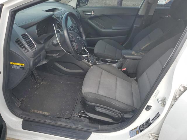 Photo 6 VIN: 3KPFL4A7XHE027097 - KIA FORTE 