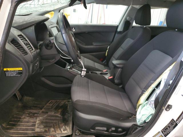 Photo 6 VIN: 3KPFL4A7XHE052758 - KIA FORTE LX 