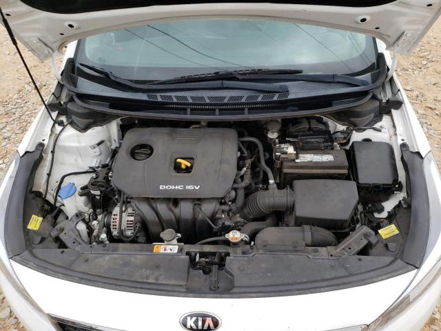 Photo 10 VIN: 3KPFL4A7XHE068779 - KIA FORTE LX 