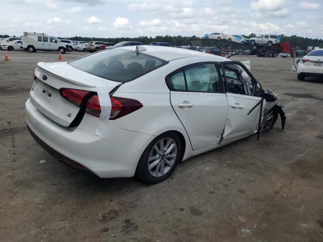 Photo 2 VIN: 3KPFL4A7XHE077319 - KIA FORTE LX 