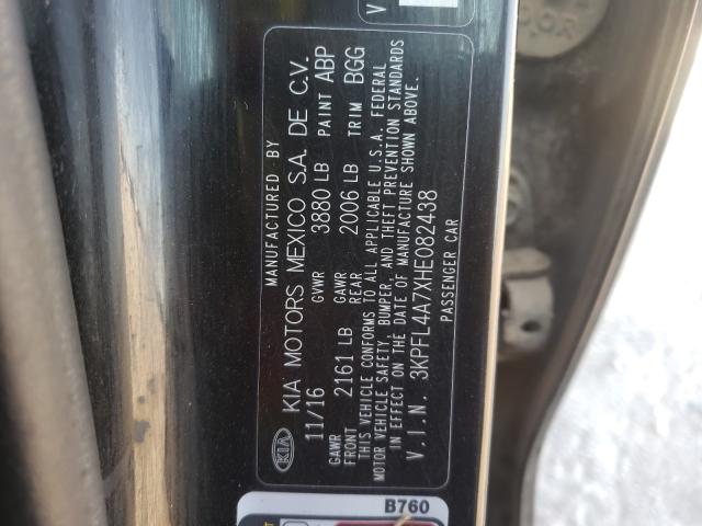 Photo 9 VIN: 3KPFL4A7XHE082438 - KIA FORTE LX 