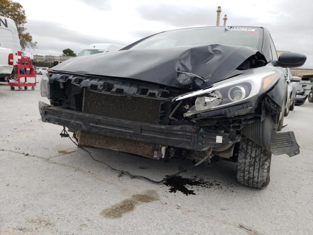 Photo 8 VIN: 3KPFL4A7XHE088160 - KIA FORTE LX 