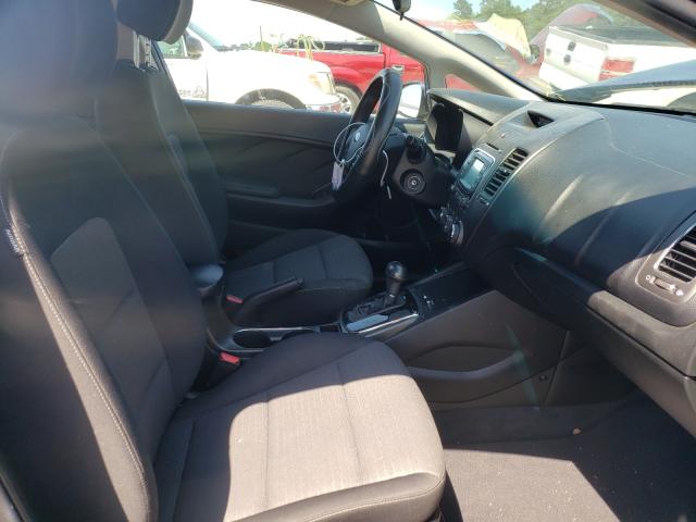 Photo 4 VIN: 3KPFL4A7XHE103577 - KIA FORTE LX 