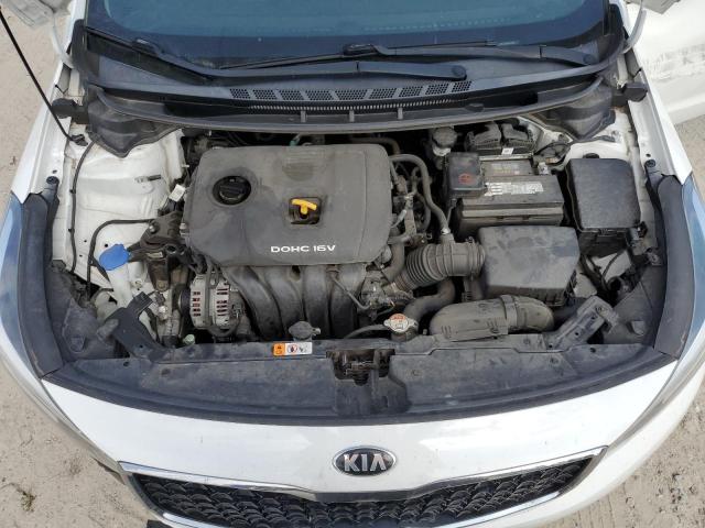 Photo 10 VIN: 3KPFL4A7XHE104082 - KIA FORTE LX 