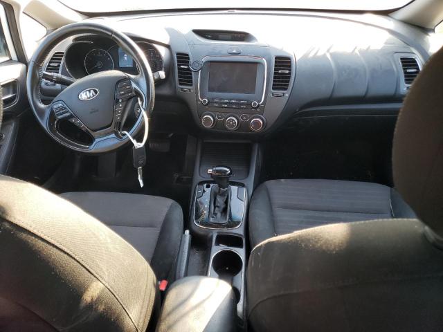 Photo 7 VIN: 3KPFL4A7XHE104082 - KIA FORTE LX 