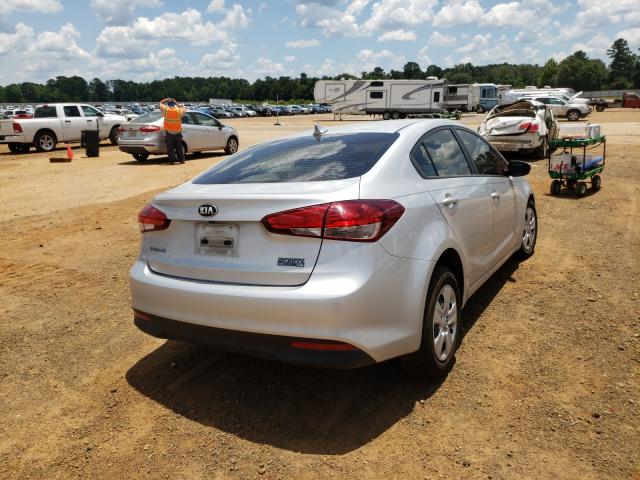 Photo 3 VIN: 3KPFL4A7XHE111324 - KIA FORTE LX 