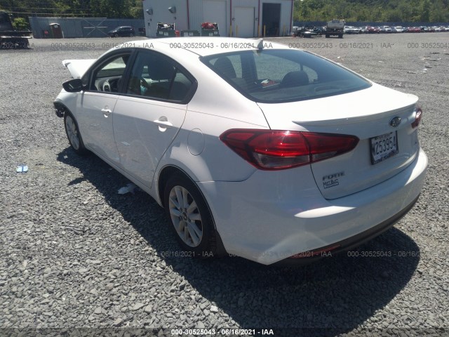 Photo 2 VIN: 3KPFL4A7XHE112960 - KIA FORTE 