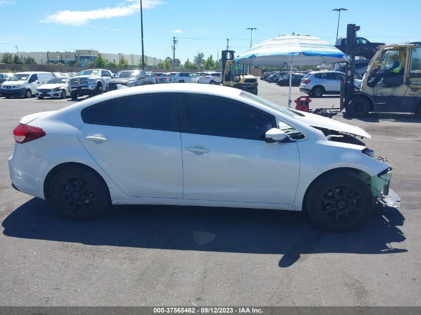 Photo 13 VIN: 3KPFL4A7XHE118323 - KIA FORTE 