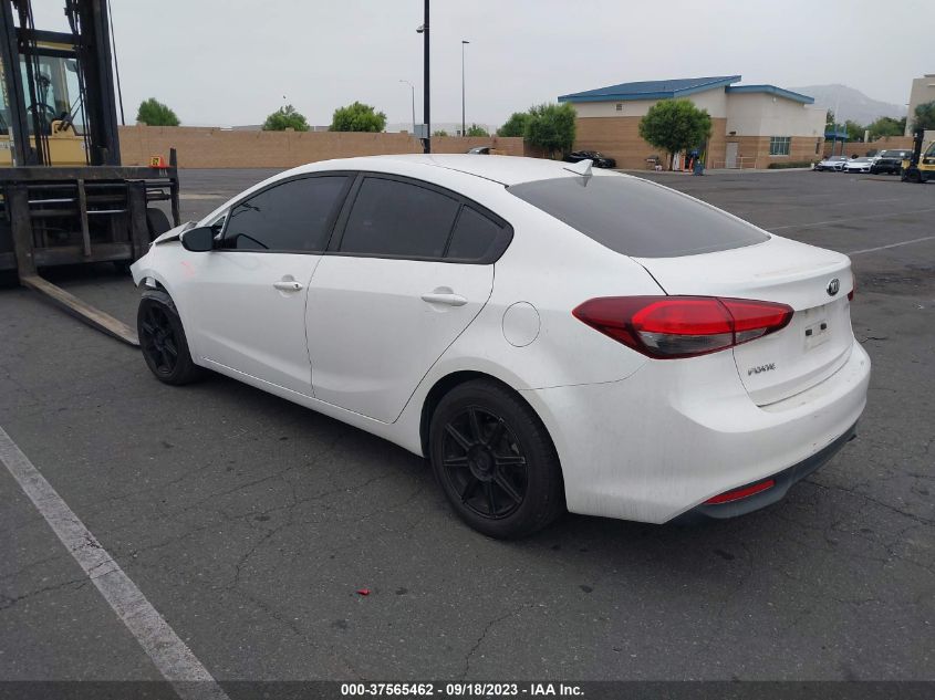 Photo 2 VIN: 3KPFL4A7XHE118323 - KIA FORTE 