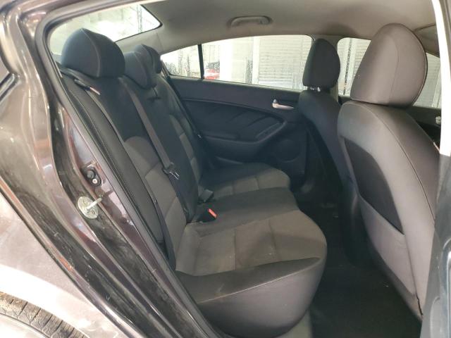 Photo 9 VIN: 3KPFL4A7XHE131945 - KIA FORTE LX 
