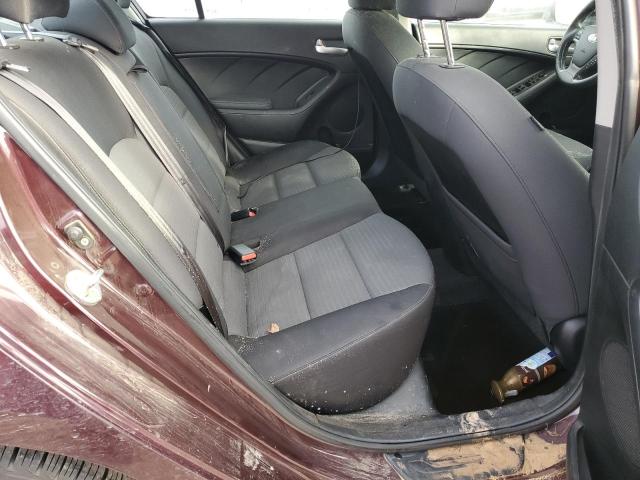 Photo 9 VIN: 3KPFL4A7XHE144548 - KIA FORTE LX 