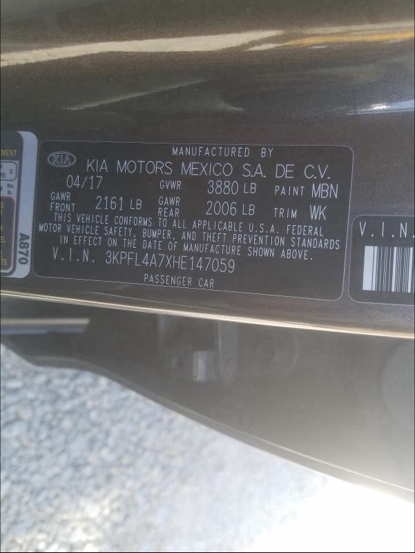 Photo 9 VIN: 3KPFL4A7XHE147059 - KIA FORTE LX 