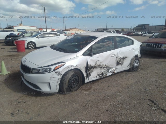 Photo 1 VIN: 3KPFL4A7XHE152228 - KIA FORTE 