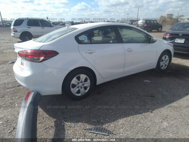 Photo 3 VIN: 3KPFL4A7XHE152228 - KIA FORTE 