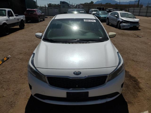 Photo 4 VIN: 3KPFL4A7XJE164241 - KIA FORTE LX 