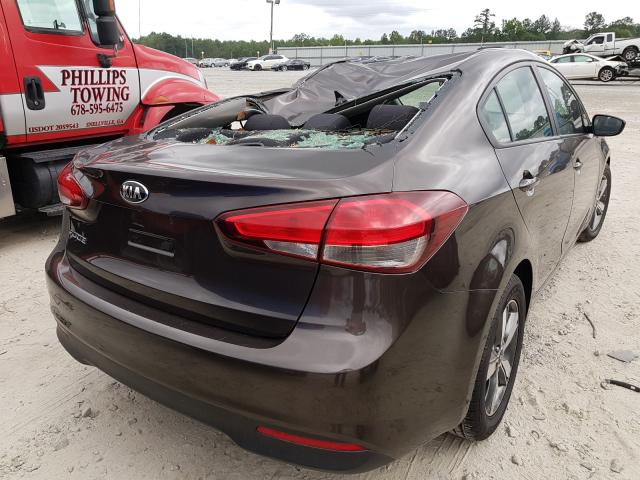 Photo 3 VIN: 3KPFL4A7XJE170332 - KIA FORTE LX 