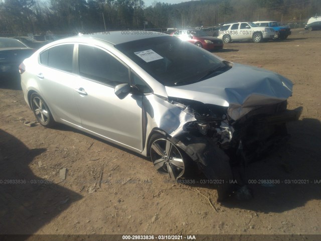 Photo 0 VIN: 3KPFL4A7XJE171187 - KIA FORTE 