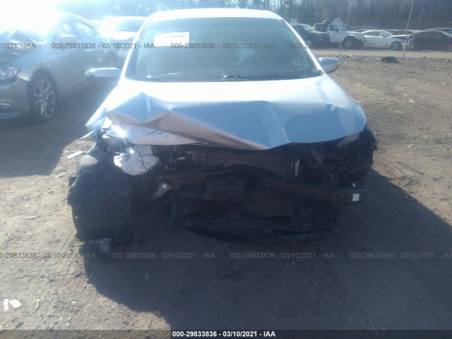 Photo 5 VIN: 3KPFL4A7XJE171187 - KIA FORTE 