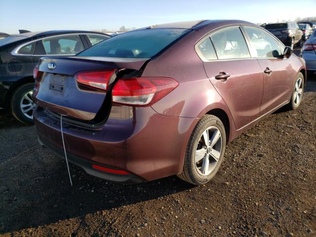 Photo 3 VIN: 3KPFL4A7XJE173375 - KIA FORTE LX 