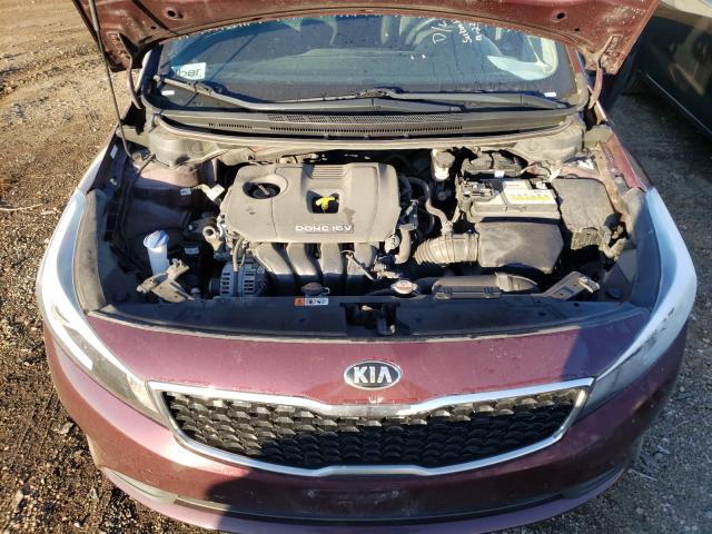 Photo 6 VIN: 3KPFL4A7XJE173375 - KIA FORTE LX 