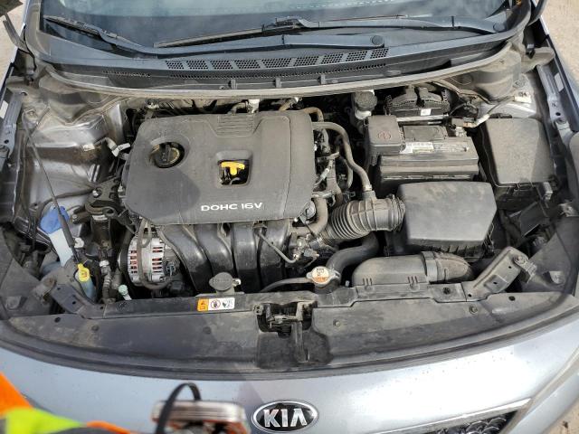 Photo 10 VIN: 3KPFL4A7XJE176051 - KIA FORTE 