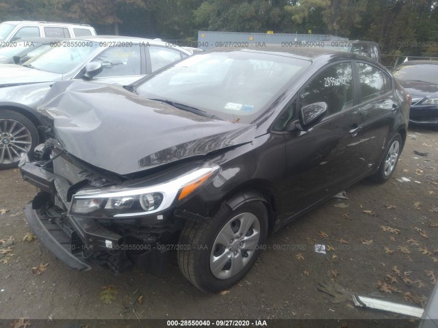 Photo 1 VIN: 3KPFL4A7XJE182125 - KIA FORTE 