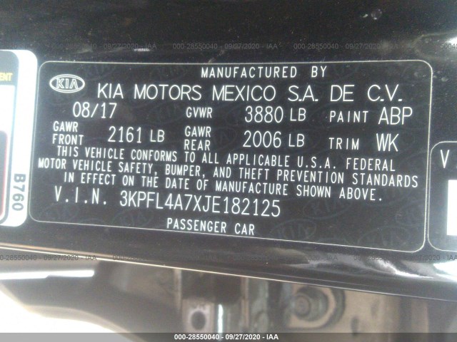 Photo 8 VIN: 3KPFL4A7XJE182125 - KIA FORTE 