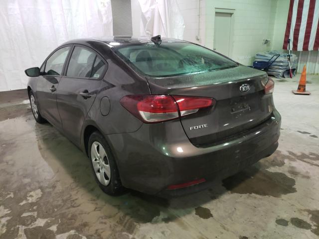 Photo 2 VIN: 3KPFL4A7XJE186076 - KIA FORTE LX 